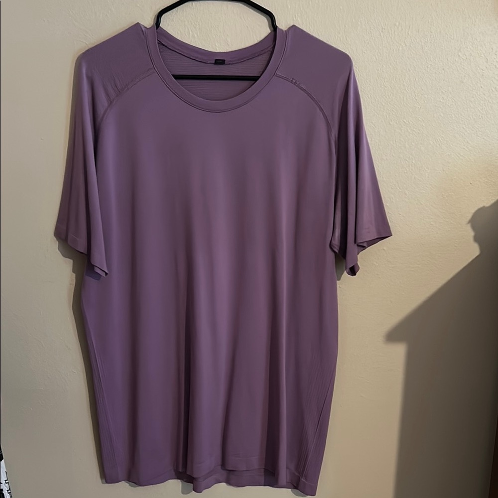 Men's Lululemon Shirt